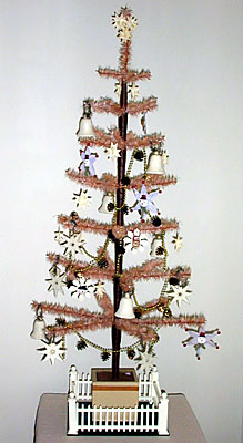 Twins Feather Trees, Inc. - Collectors Choice Feather Trees - Victorian Tree